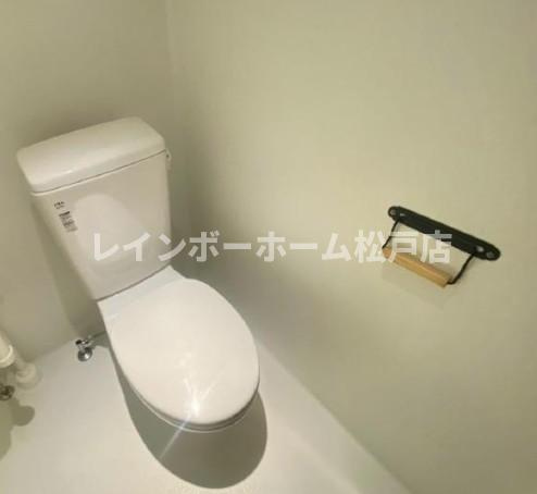 足立区中川１丁目のアパートのトイレ|トイレもきれいです