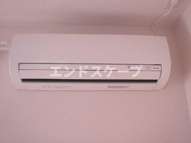 キャトルレーヴの設備|エアコン
高崎、前橋のお部屋探しはエンドスケープまで！お客様の理想お聞かせ下さい♪