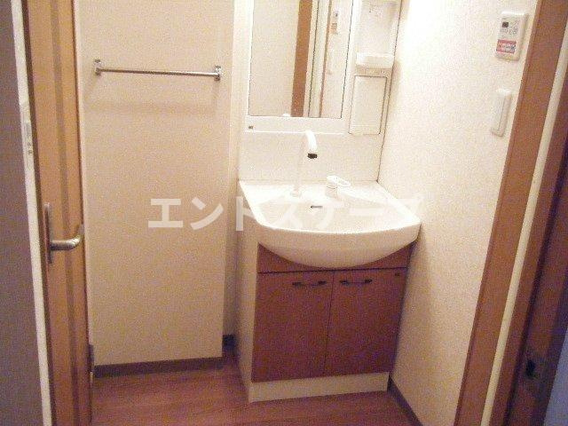 キャトルレーヴの洗面所|洗髪洗面化粧台
高崎、前橋のお部屋探しはエンドスケープまで！お客様の理想お聞かせ下さい♪