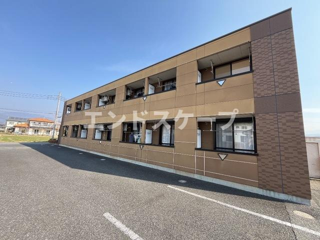 キャトルレーヴの外観|高崎、前橋のお部屋探しはエンドスケープまで！お客様の理想お聞かせ下さい♪