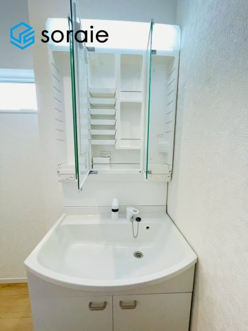 飯能市双柳第40　新築戸建　1号棟　クレイドルガーデンの独立洗面台|4/25　撮影