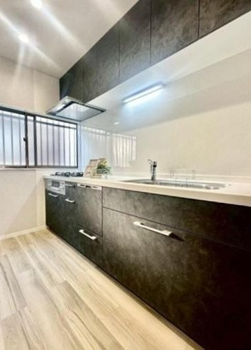 尼崎市東難波町4丁目　中古戸建のキッチン