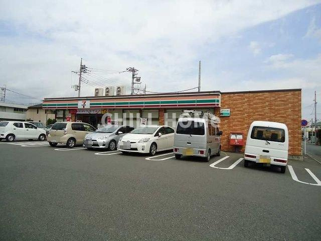 ルチアーノの周辺|セブンイレブン前橋南町２丁目店まで450m
当社、チルホームのHPもご覧ください(^^)/物件情報多数♪
