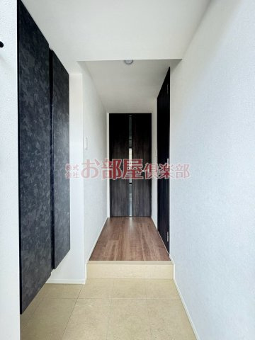 S-RESIDENCE六ツ門abreastⅡの玄関|落ち着いた玄関です