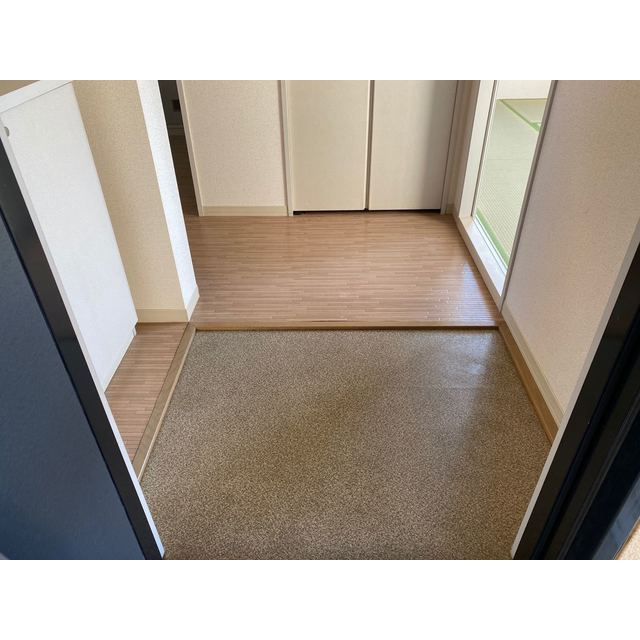 エスプワールの玄関|落ち着いた玄関です