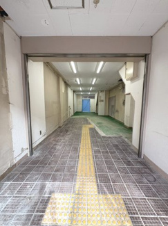 【その他】 | 南区上鳥羽南島田町　事務所付き住宅 | 店舗部分