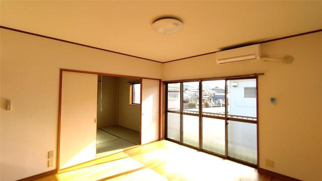 山惣西栄町コーポAの洋室