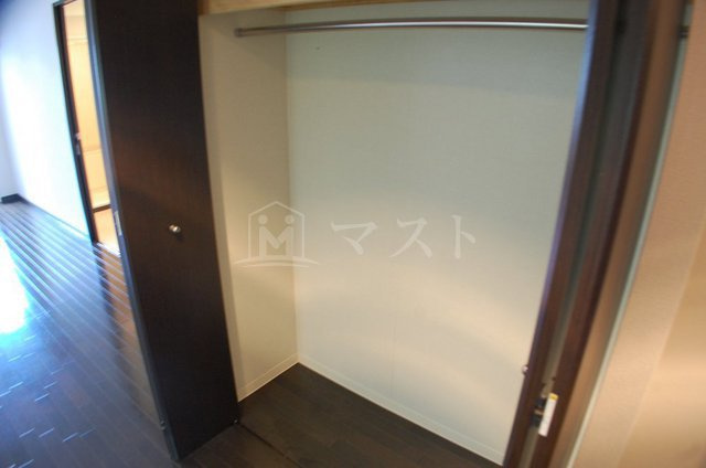 グランマーレ天満橋の収納