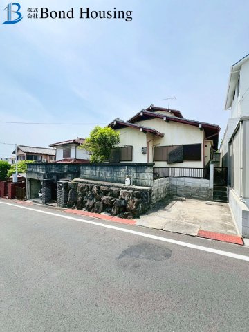 「敷地80坪以上」「車2台駐車可」大久保町高丘1丁目　築44年の駐車場