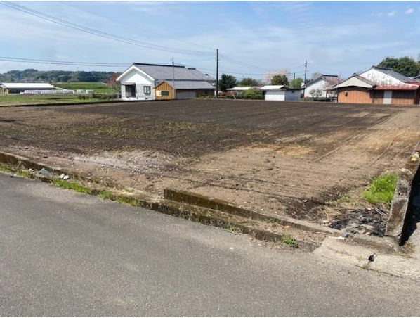 北諸県郡三股町大字蓼池の売地の外観