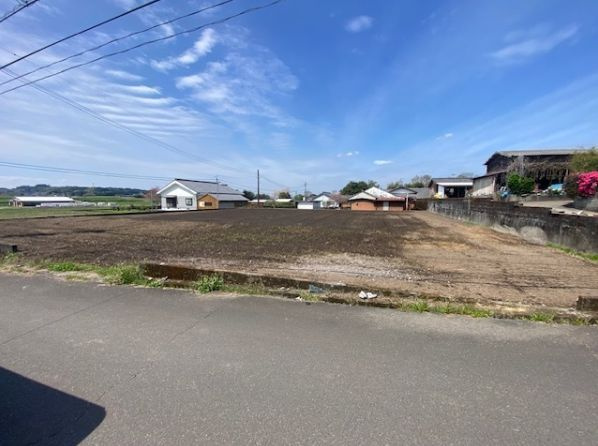 北諸県郡三股町大字蓼池の売地の外観