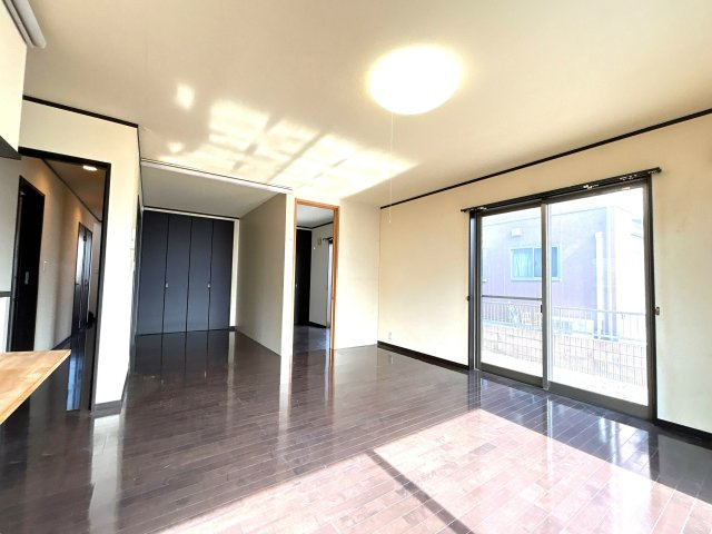 壬生町大師町　中古住宅の居間・リビング