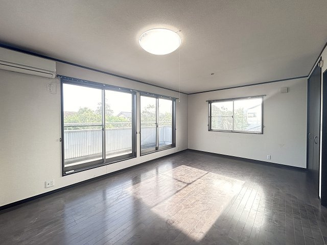 壬生町大師町　中古住宅の洋室