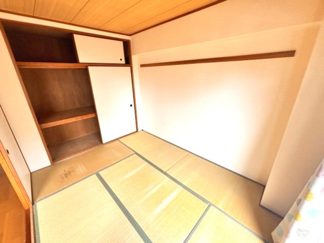 アルカンシェル岡本の寝室