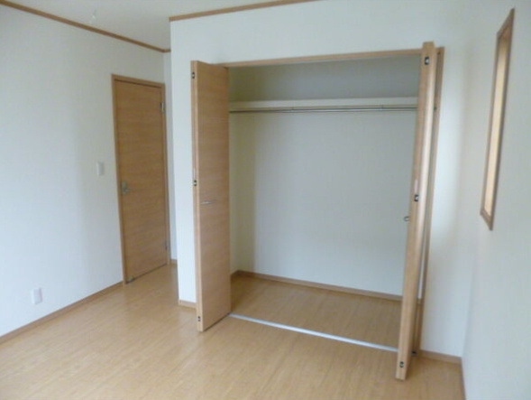 リラ2の収納