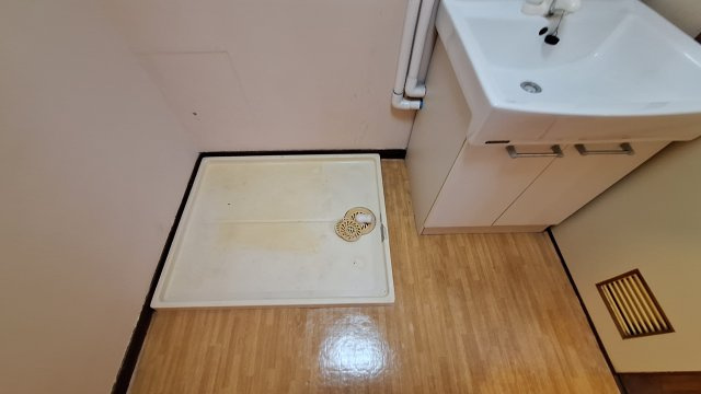 甲西中央ビルの洗面所