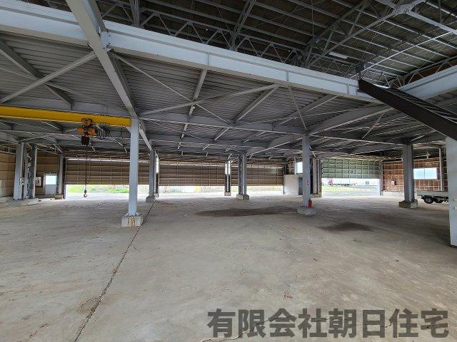 【その他】 | 出雲市斐川町学頭 倉庫 5,500万円 | 倉庫内写真です