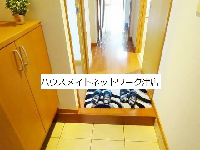 メルクリウスの玄関