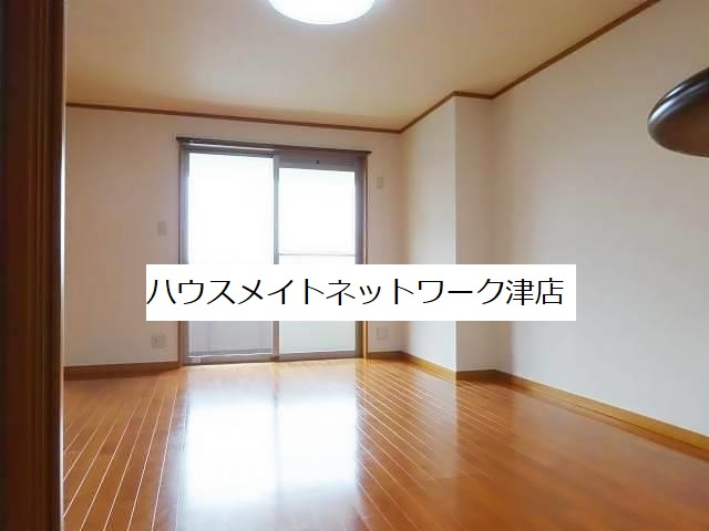 メルクリウスの洋室