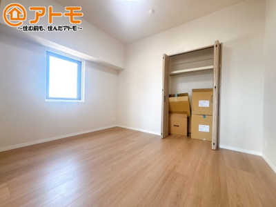 【寝室】 | ナティ沼津　中古マンション | 毎日すごす部屋の広さや陽当りも気になるポイントですね！現地で体感してみてください♪