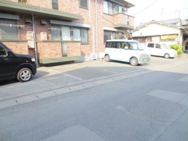【駐車場】