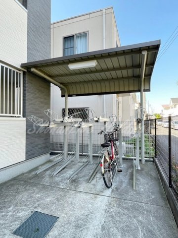 相模原市南区相模大野９丁目のアパートのその他共用部分|敷地内駐輪場♪