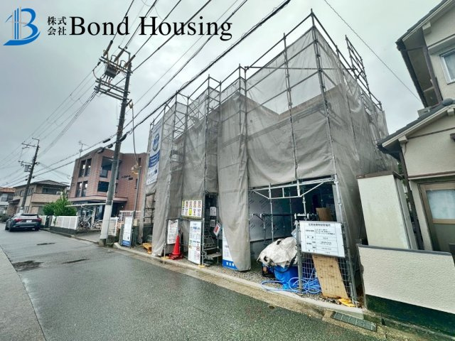 近隣商業施設充実　大久保町西脇5期　新築限定1棟の前面道路含む現地写真