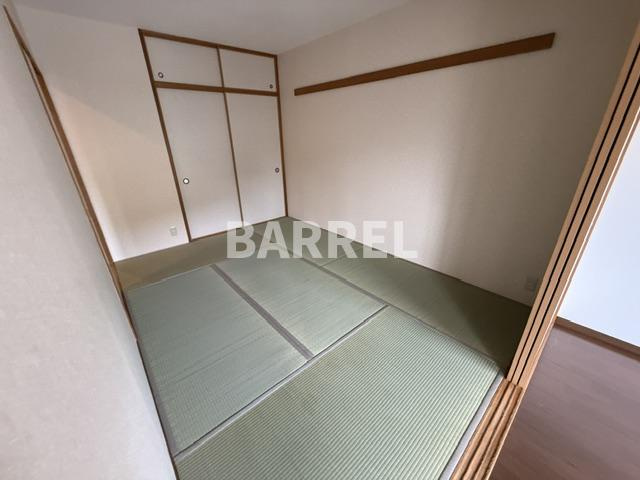 クレイン上池田の和室