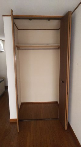 ハイムアンデルセンの収納|別部屋の写真になります