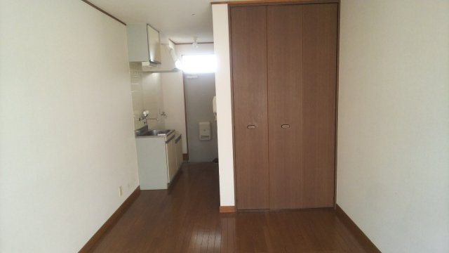 ハイムアンデルセンの居間・リビング|別部屋の写真になります