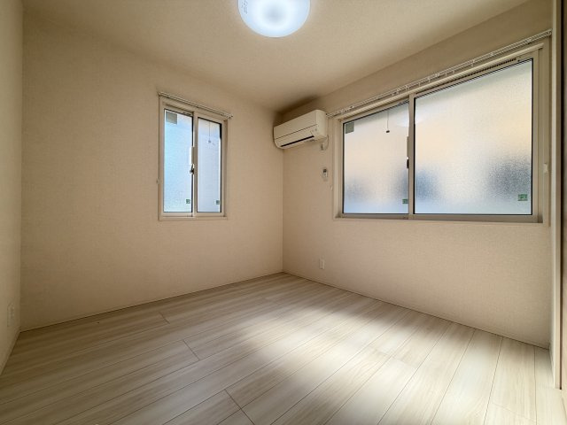 MARCH-Tの洋室