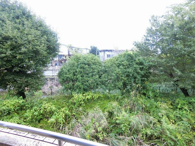 エクセレント上水の展望|写真は同建物の別部屋を参考に掲載しております。