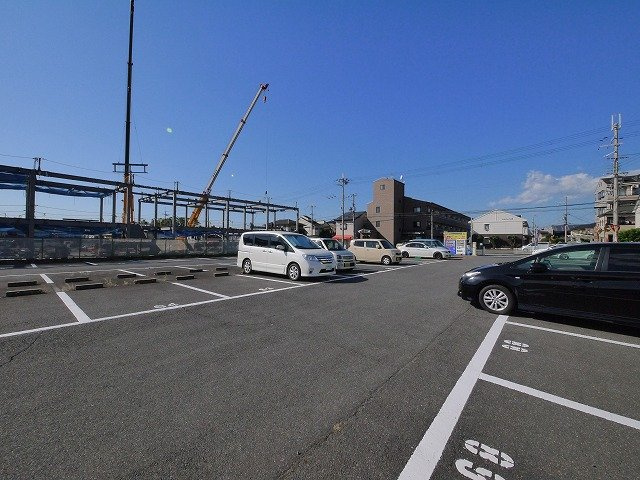 大安寺モータープールの駐車場