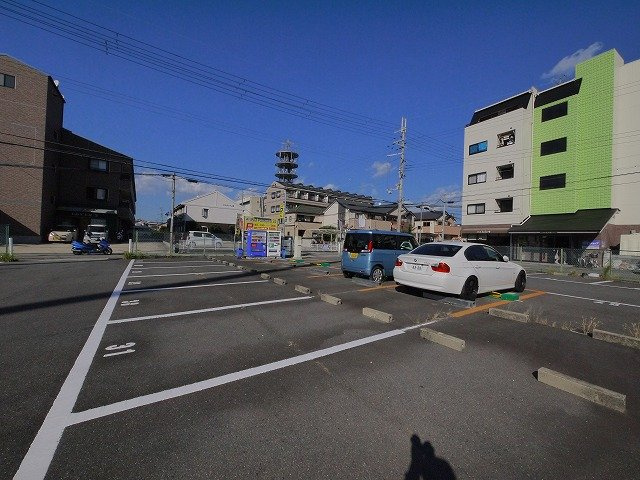 大安寺モータープールの駐車場