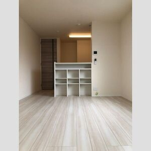 春日井市稲口町４丁目のアパートの居間・リビング