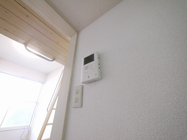 エスポワール（西旭ケ丘）のセキュリティ|モニター付きインターホン
