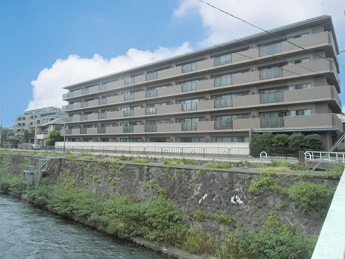 聖護院パークホームズの外観