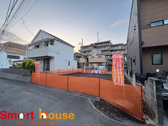相模原市南区上鶴間　建築条件無し売地　1区画の前面道路含む現地写真
