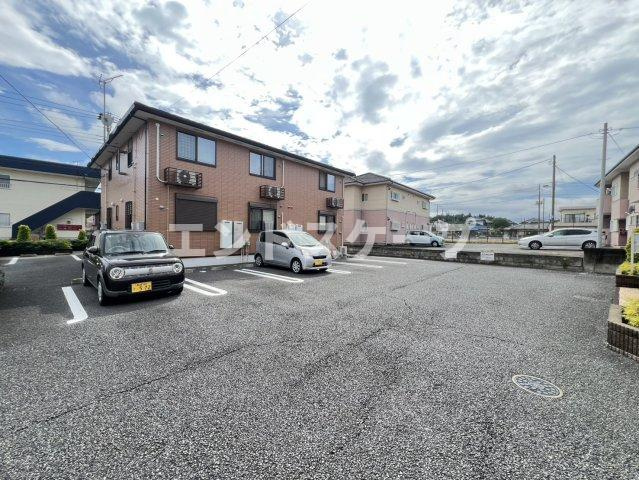 グレイスシティＢの駐車場|高崎、前橋のお部屋探しはエンドスケープまで！お客様の理想お聞かせ下さい♪