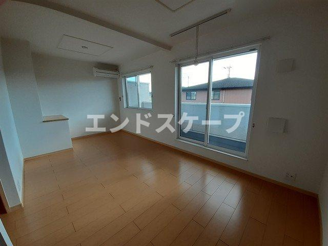 グレイスシティＢの居間・リビング|高崎、前橋のお部屋探しはエンドスケープまで！お客様の理想お聞かせ下さい♪