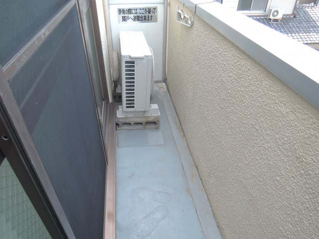 高槻市芥川町４丁目の賃貸マンションのバルコニー