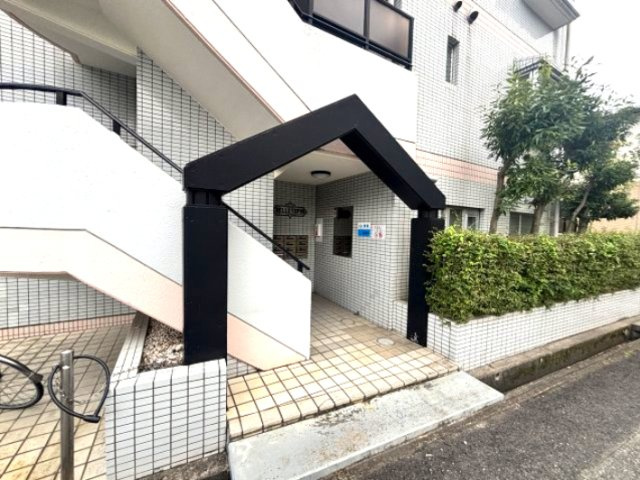 ベルトピア東灘のエントランス