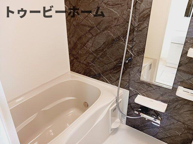 リ・ヴィラキーファＢの浴室|コンパクトで使いやすいお風呂です