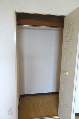 山手台パストラルの収納|洋室　収納　※現況優先