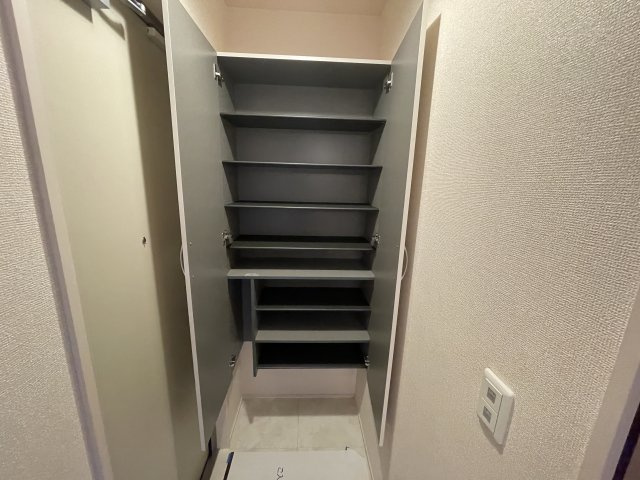 WARABIのその他|シューズボックス