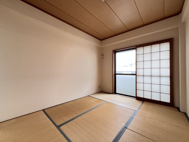 ウイステリア長居西の和室