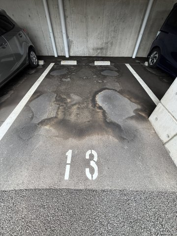 ネクサスシーサイド百道2号棟の駐車場