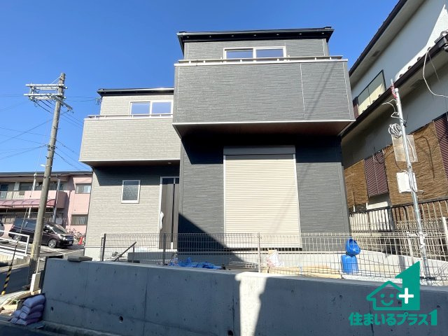 ■枚方市高田　第2期　新築一戸建ての外観|安心の10年保証！外観を美しく保ち、雨水で汚れを落とします！気になることがありましたら、お気軽にお問い合わせください！