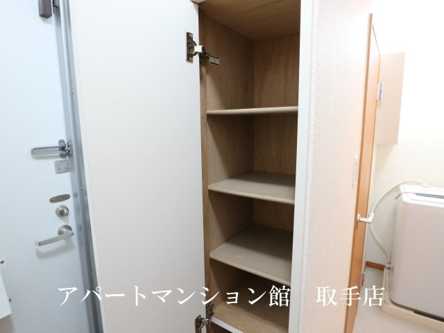 レオパレス加納院吉田の収納