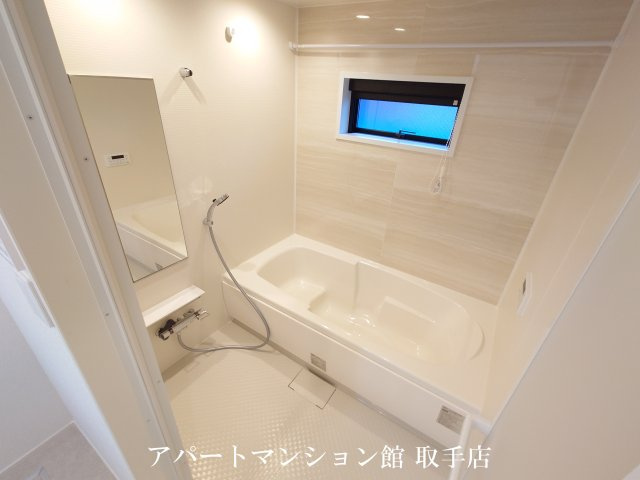 ベル・コリーヌＢの浴室